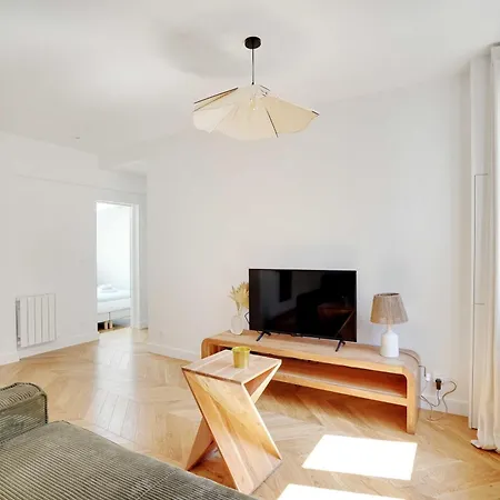Διαμέρισμα Chic Flat - - 1br 4p *